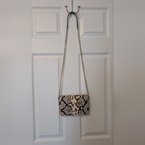 Snakeskin Pattern Crossbody Bag